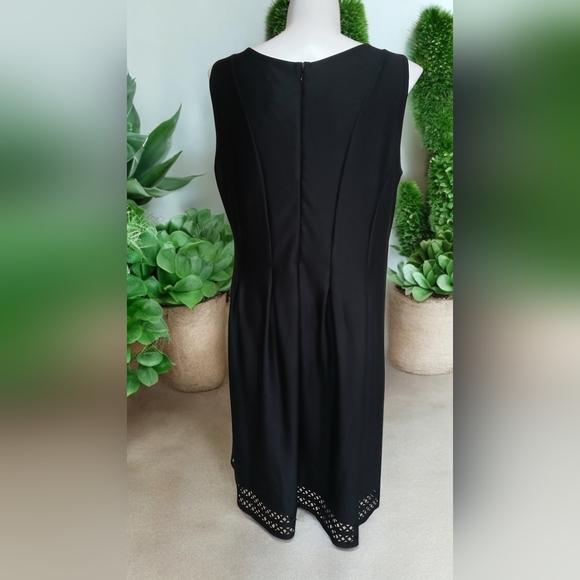 Fit Flare Black Plus Sz 2X Dress Smooth Luxe Church Wedding LBD 22/24W Classic - Picture 5 of 10